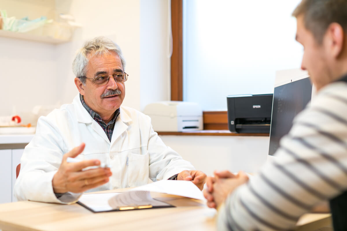 Image fotózás során készített kép Dr. Pakodi Ferencről.