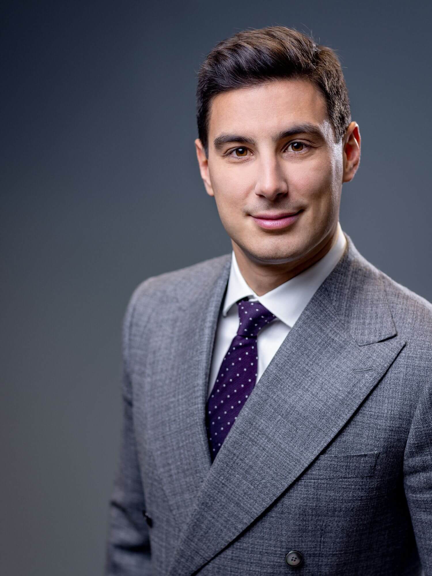 A Kaiser & Pilisi Ügyvéd Társulás portréfotózása az irodában.